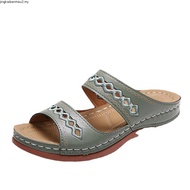 【888 Shoes Ready Stock】Spot beach shoes, sandals, slippers, women