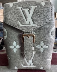 LV tiny斑鳩灰壓文背包