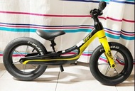 KREX 鋁鎂合金兒童滑步車 - 黃黑色（送全新護具組）