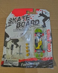 mainan anak / Mainan SkateBoard Mini / Finger SkateBoard