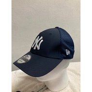 New Era 9Forty NY Yankees Mesh Navy Cap