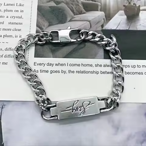Kpop Group Team Leader Bang Chan Design Same Style Bracelet Chain logo Trendy letter Bracelets For F
