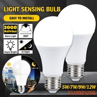 [Local Warranty] Dusk To Dawn Led Bulb E27 5W 9W 12W Power Saving AC110V-220V White Light And Warm L