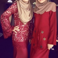 Kebaya moden scallop