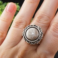 米色化石珊瑚戒指圓形象牙銀可調節戒指首飾