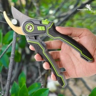 Garden Scissors, Twigs, Tree Branches, Strong & Sturdy, Cutting Plants, Plant Gardening Tools