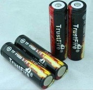 高品質最好的 Trustfire TF 14500 3號 AA 充電式鋰電池,3.7V 900mAh 尖頭,充放電保護板