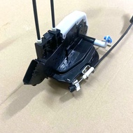 Suitable for Zhengzhou Dongfeng Ruiqi 6 Pickup Door Lock Block Central Control Motor Locker Locker A