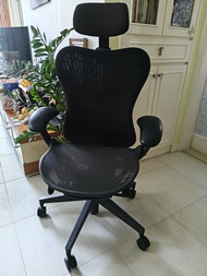 Herman Miller Mirra 2 chair with headset 連頭枕 ergonomic office chair