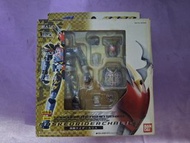 Bandai 幪面超人劍 紅心 裝著變身