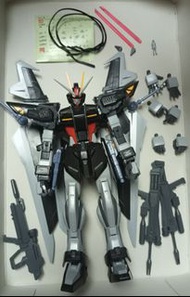 bandai mg 1/100 scale seed 三部曲 stargazer 觀星者 strike noir gundam 突擊羅亞高達 漆黑高達 已砌