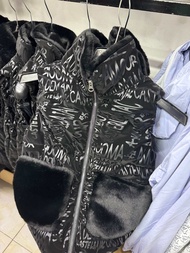 [Mùa đông] Áo khoác nữ gile lông vũ với túi ngoài và cổ áo lông thú size 95 100