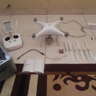 drone dji phantom 4 standard bekas