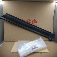 76181-56B00-5ES Windshield Post Trim LH Suzuki Vitara/Escudo/Sidekick SPAREPART NEW