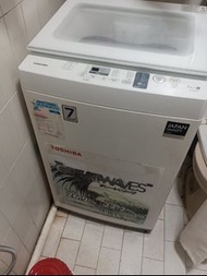 TOSHIBA 頂揭式 二手洗衣及乾衣機 7 kgs  運作良好  600元