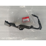HONDA JAZZ T5A 2014-2015 HEAD LAMP LOWER BRACKET RIGHT (DRIVER SIDE) 71140-T5L-T00