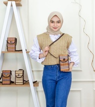 tas rotan wanita bali / tas anyaman / tas lidi mini / tas anyam jali / tas selempang hp viral / tas 