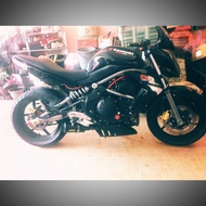 Kawasaki er6n 09