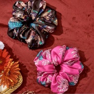 READYSTOCK Frida Kahlo Scrunchie Hairband Hair Tie
