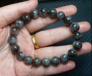 <🏖️夏日勁減>🌌(灰體聚寶盆)10.3㎜(01)天然老料極光23灰體聚寶盆異像水晶單圈手串手鏈(23種以上礦物質能量強大)