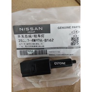 Nissan Livina, Latio, Almera, Sentra N16, X-Trail, Cefiro [2 Pin] ORIGINAL Nissan Stop Lamp Brake Sw