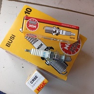 CR8E sparkplugsBUSI NGK