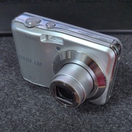 Fujifilm FinePix AX300 CCD Compact Digital Camera Tested