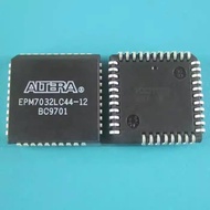 (10 pieces) EPM7032LC44-12   EPM7032LC44-15   new