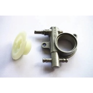G3800 Oil pump w/ worm gear for Zenoah Chainsaw G3800 3800 38CC chain saw pump housing oiler kit P/N
