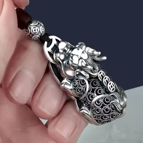 S999 Pure Silver Gold-Plated Pixiu Car Keychain Pendant Creative Personalized Key Ring In-Stock Whol