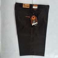 Hugo Pants - Celana Pendek Chino Pria Distro Surfing Jumbo Army Cowok Murah Bahan Katun Chinos