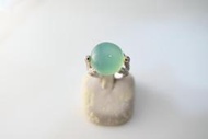 [吉宏精品交流中心]12.78克拉 蛋面 淺綠色 水沫子 天然鑽石 白K金 造型 戒指