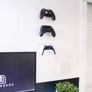 Universal Wall Mount controller holder, Xbox Series XS, One controller, PS5 controller, Nintendo switch controller