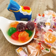 [Vegan Jelly] Japanese Fruit Flavor 1 Piece Color Random Shipment Children Children's Vegetarian Snacks Good Eat Super Soft Elastic Teeth Fruit Flavor Sweets Taiwan Daigou Taiwan Daigou &lt; SUIIS &gt;