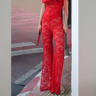 LUCA STUDIO_Min pants - กางเกงขายาวเอวสูง ผ้าลูกไม้สีแดง ผ่าข้าง ซิปซ่อนด้านหลัง มีซับในกางเกงขาสั้น