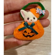 Sylvanian Halloween baby fennec