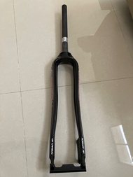 ตะเกียบจักรยาน คาร์บอน เสือภูเขา ไฮบริด Trigon ดิสเบรค ใช้กับล้อ 27.5 29 นิ้ว และ 700c MC11P คอเธเปอ