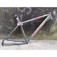 Amoeba Scud Frame (26)