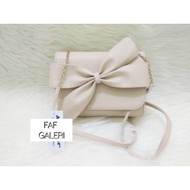 CHEAP, QUALITY IMPORTED WOMEN'S CLUTCH BAG - Small Bag Code: CPT01