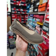 SKECHERS SLIPON ARCH FIT SUNNY