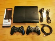 (最抵玩) PS3 Super Slim 開心版 全套 500gb硬碟 兩手制 HDMI 全新直立架 (不是Switch, Wii,  PS2)