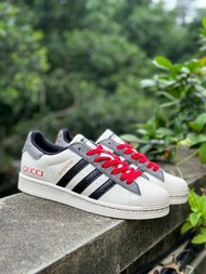Adidas Originals Superstar 白黑紅