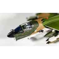 A-7d Corsair II aircraft model 1:72 scale