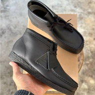 (FREE GIFTS 🎁) CLARKS WALLABEES LEATHER MIDDLE CUT Genuine Black Leather  KASUT KULIT LELAKI MAN MEN