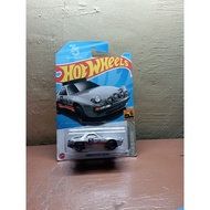 Hot wheels porsche 928s safari