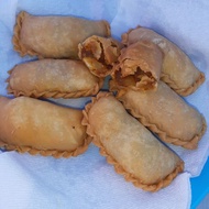 Karipap kentang ayam frozen (10 pcs)