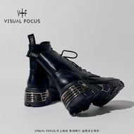 Visual Focus รองเท้าบูทมาร์ตินสไตล์พังค์สำหรับผู้หญิงรองเท้าบูทสั้นผูกเชือกแบบโลหะพื้นหนาสไตล์วินเทจ