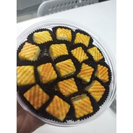 Tart Nenas Cube SB Story