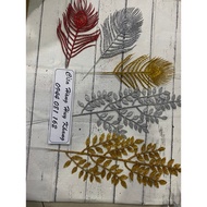 Various glitter branches, bamboo branches, peacock feather branches, tamarind leaf branches, fern br