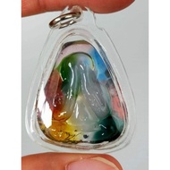 🪂🌈七彩玻璃力泥必达🌈🪂
🌈7 colors Glass Leklai Phra Pidta🌈

Size:+-4.3cm*3.1cm（包壳，including casing)